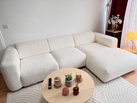Grand canapé d'angle droit en tissu bouclette blanc POGNI Versailles (78)