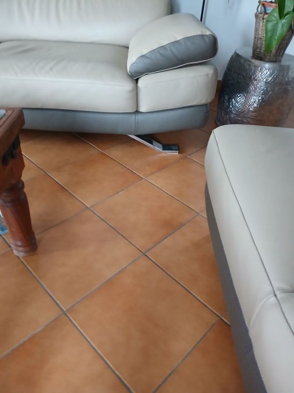 Canap&eacute; et Pouf Poltronesofa cuir Meubles