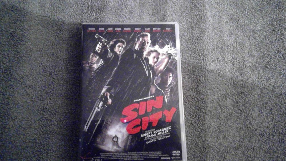 DVD SIN CITY DVD et blu-ray