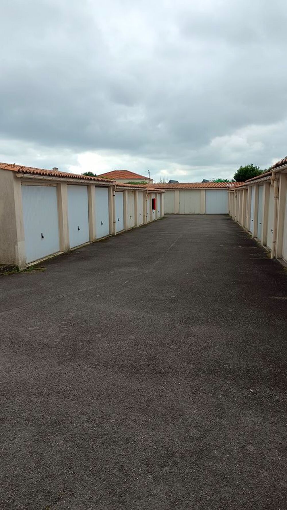 Vente Parking/Garage Box fermé ? 85100 Les Sables-d'Olonne - Les sables-d'olonne