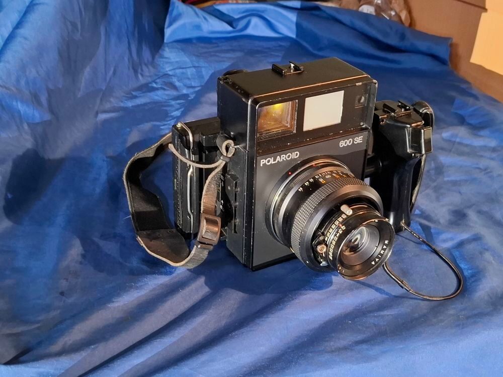 Polaroidv600 SE Photos/Video/TV