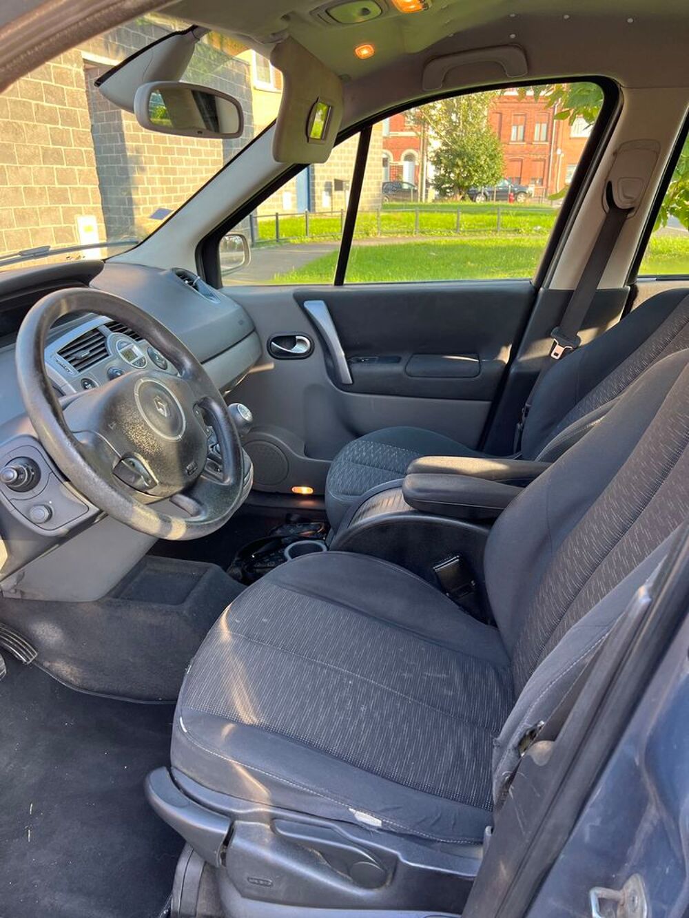 Grand Sc&eacute;nic II Grand Scenic 1.5 dCi 100 Pack Expression 2008 occasion 59000 Lille