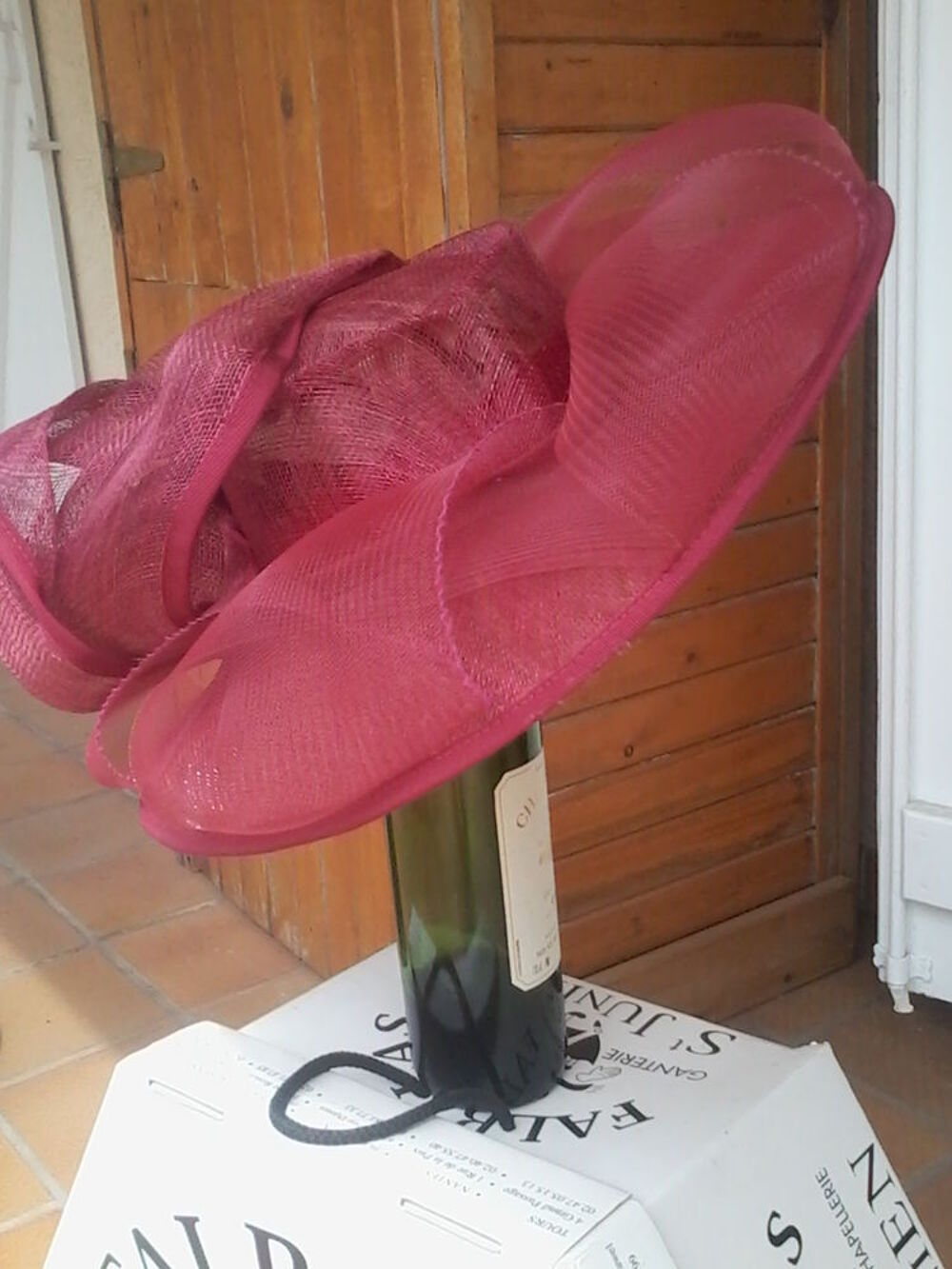 Chapeau de c&eacute;r&eacute;monie mariage Vêtements