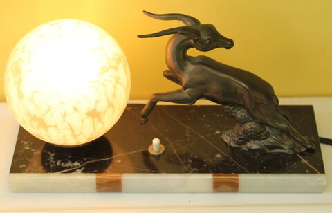 Lampe veilleuse art deco orientalisme 1930 -40 gazelle 100 Issy-les-Moulineaux (92)