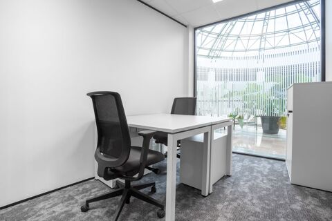 Espace de travail priv&eacute; personnalis&eacute; en fonction des besoins uniques de votre entreprise &agrave; Bordeaux, Signature Place des Grands Hommes 889 33000 Bordeaux