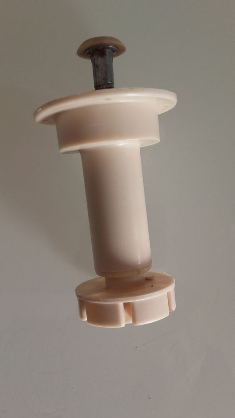 Donne pieds pour meubles de cuisine Bricolage