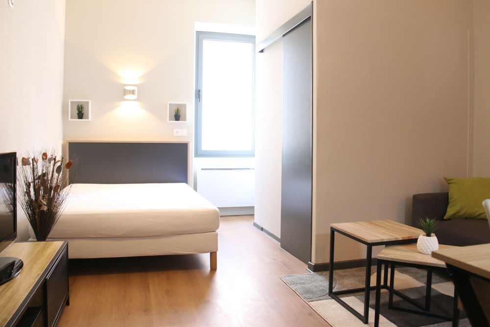 Location Colocation Chambre meublée avec salle d'eau privative Lullin