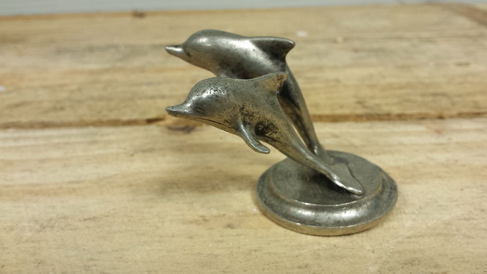 Statuette &eacute;tain fait main couple de dauphin 5 x 5 cm Décoration