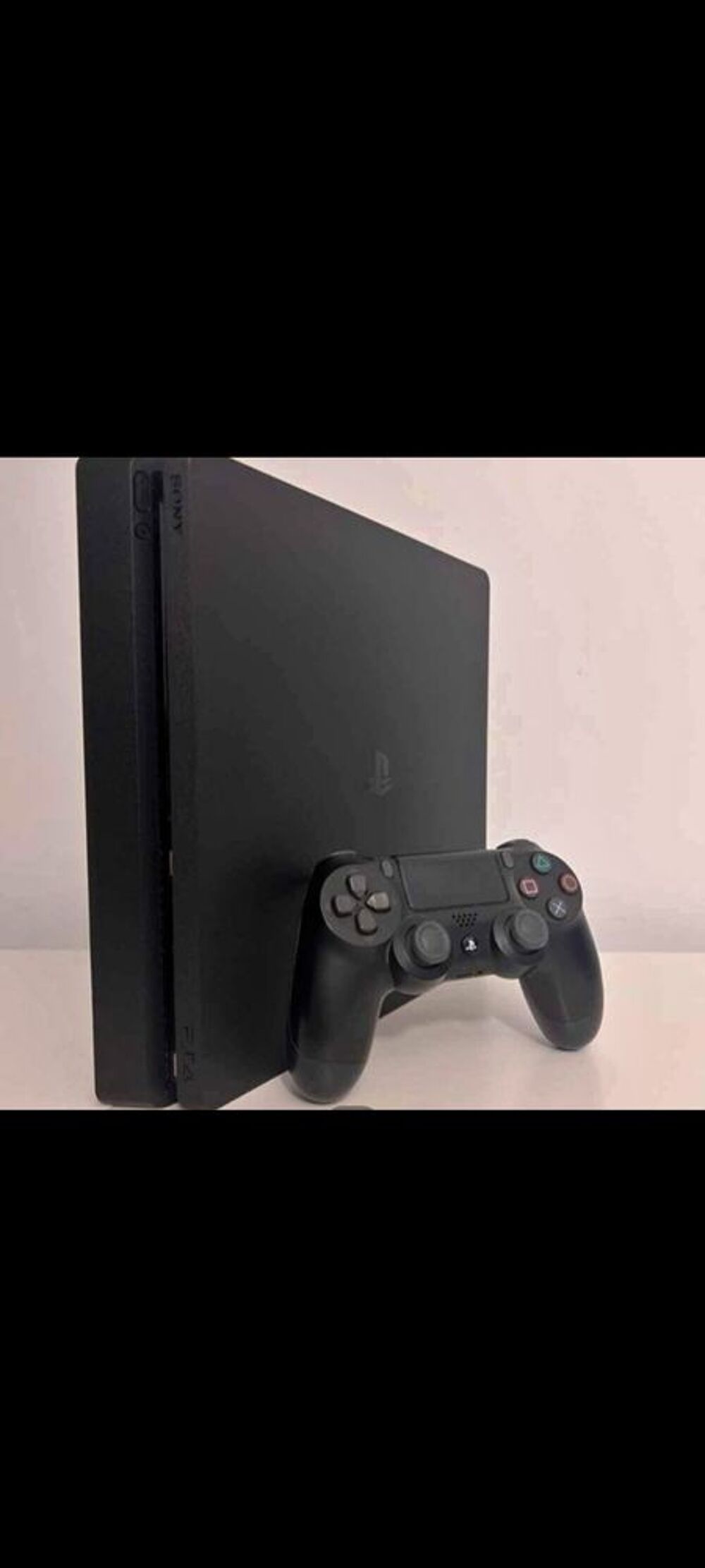  PS4 avec manette. Consoles et jeux vidéos