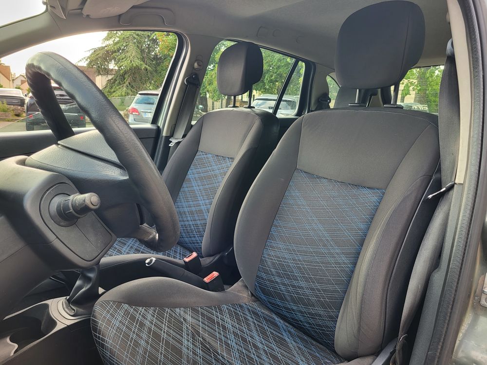 Clio III Clio 1.5 dCi 85 eco2 Privil&egrave;ge 2008 occasion 78540 Vernouillet
