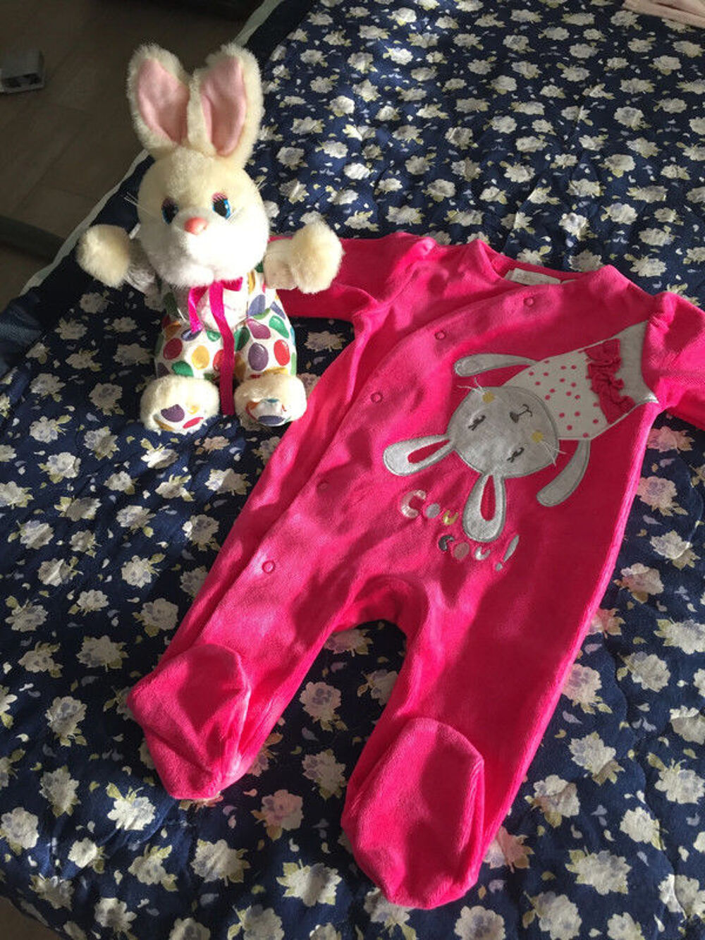 Adorable pyjama dort-bien en velours Neuf + Cadeau Puériculture