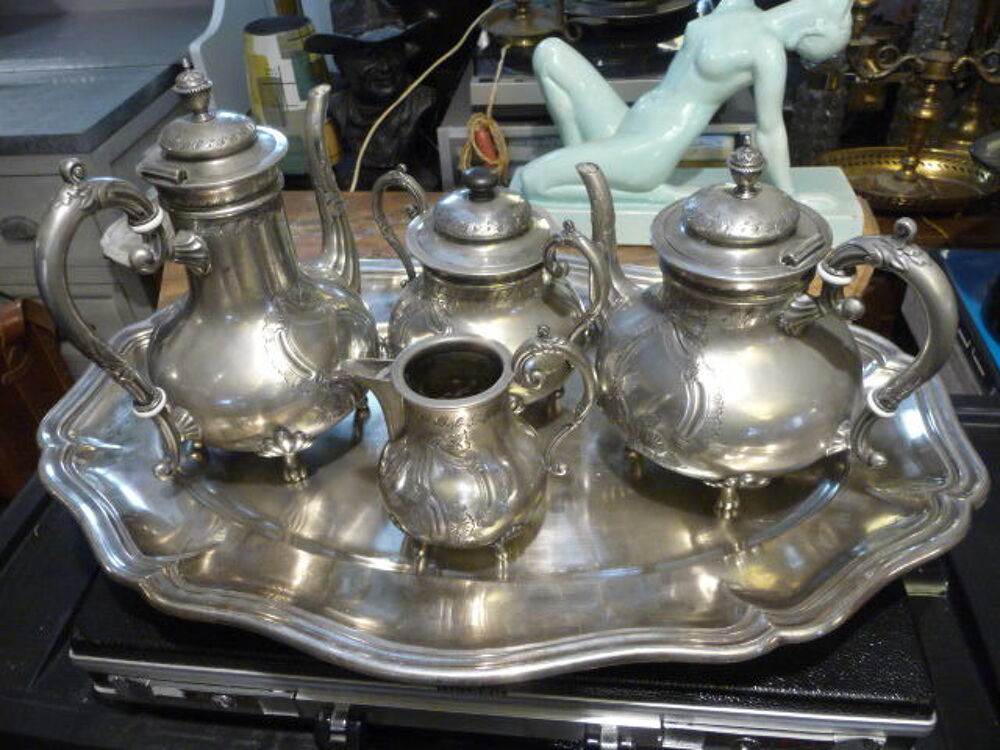 SERVICE A CAFE METAL ARGENT FIN XIXeme Décoration