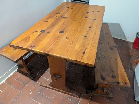 Table pique nique en bois et 2  bancs en bois Pointe-à-Pitre (97)