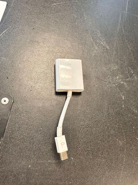Adaptateur Thunderbolt mle vers VGA femelle pour Mac (ORIGI 10 Ollioules (83)