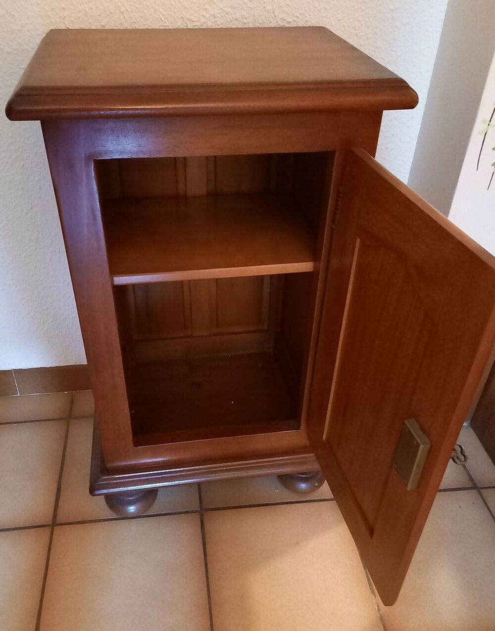 Table de chevet haute Meubles