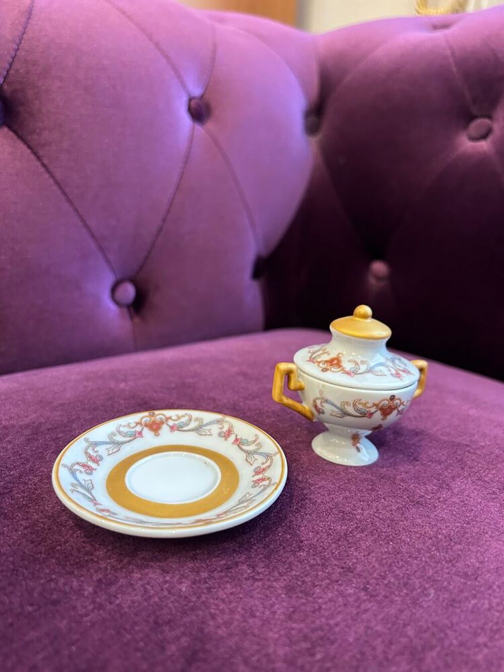 Tasse avec assiette Porcelaine Art 