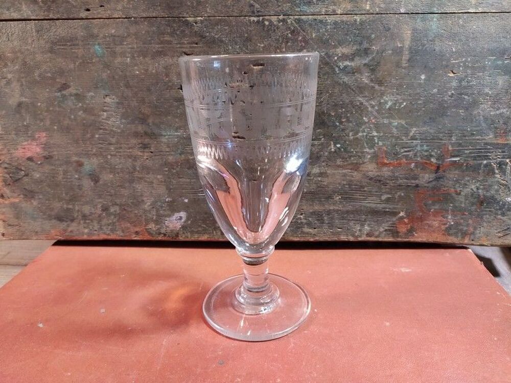 Ancien Verre &agrave; Absinthe Grav&eacute; XIX&egrave;me 