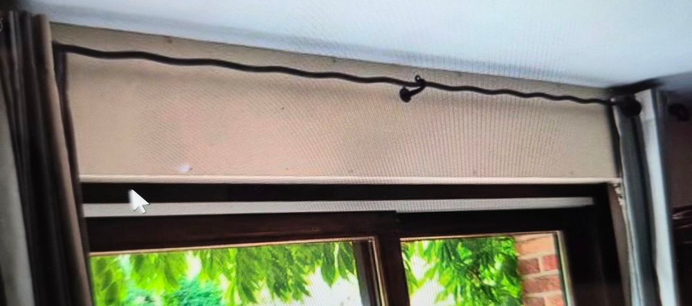 BARRE OU TRINGLE A RIDEAU EN FER FORGE A LA MAIN Décoration