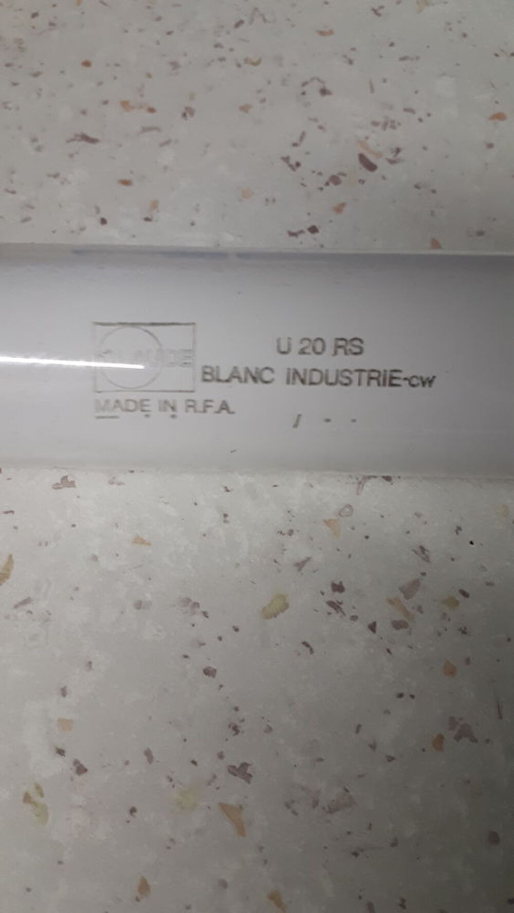 N&eacute;ons neufs Bricolage