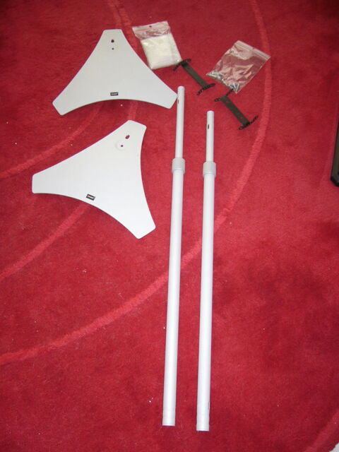 Paire de pieds d'enceintes Erard 15 Gouarec (22)