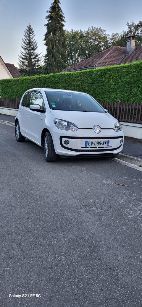 Volkswagen up 1.0 75 Cross !
