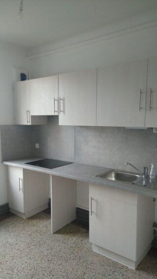  Appartement à louer 3 pièces 60 m²