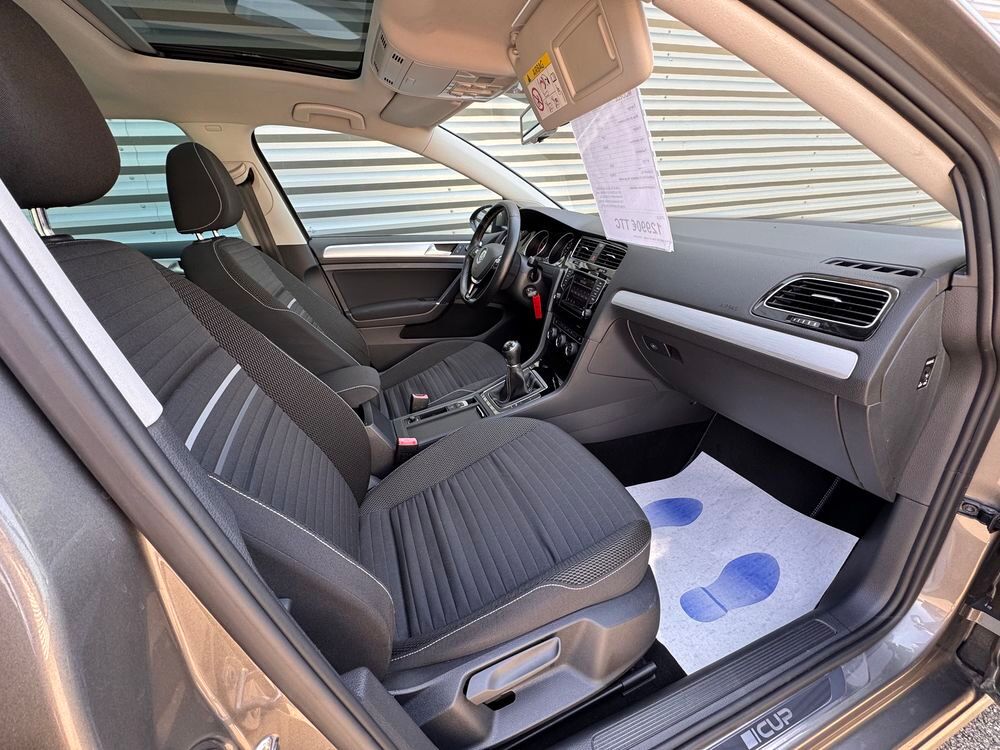 Golf 1.2 TSI 105 BlueMotion Technology Cup 2014 occasion 84290 Sainte-C&eacute;cile-les-Vignes
