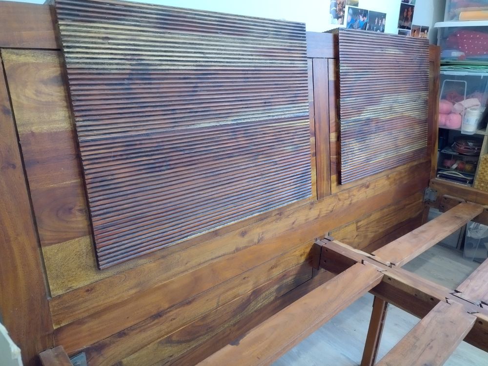 Lit haut de gamme Bois et chiffons Meubles