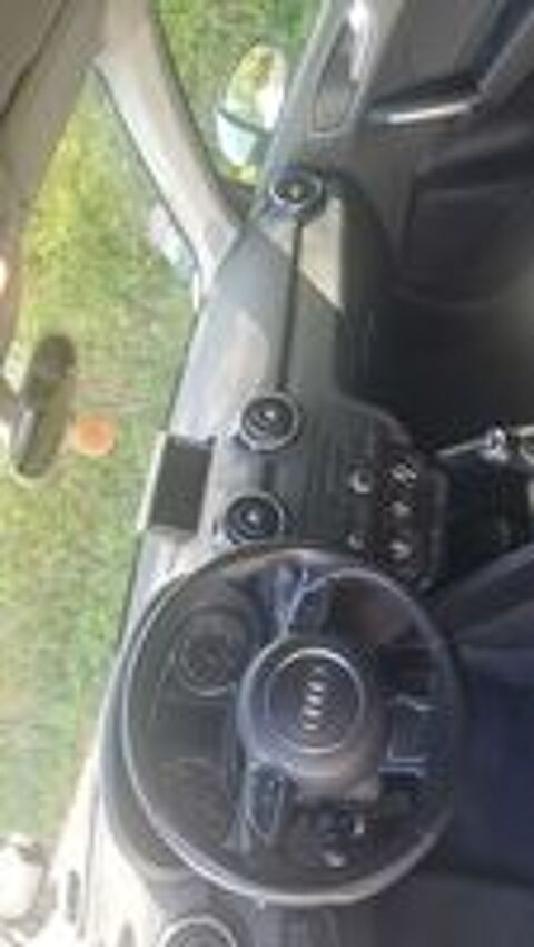 A1 1.0 TFSI 82 2010 occasion 76000 Rouen