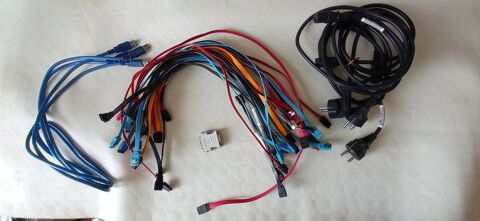 lot de câbles informatique et petit matériel 10 Mons-en-Barœul (59)