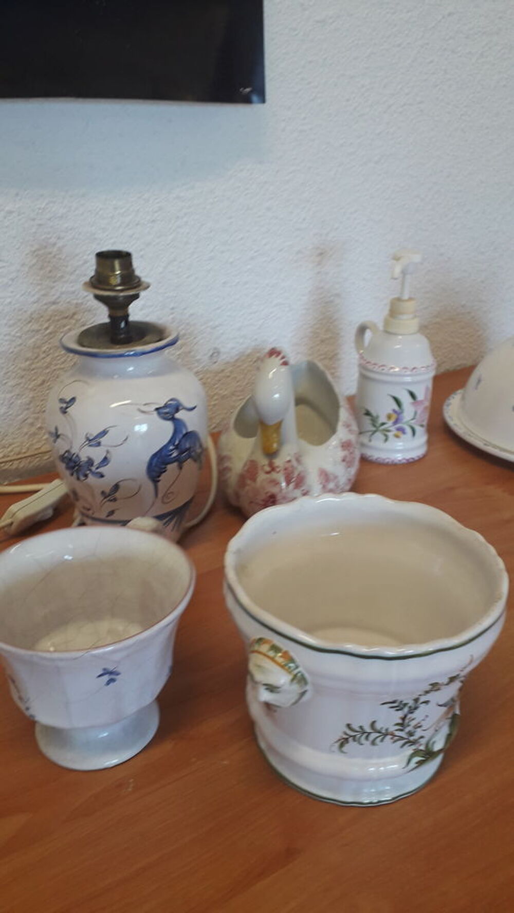 lot de moustier et porcelaine diverses Décoration
