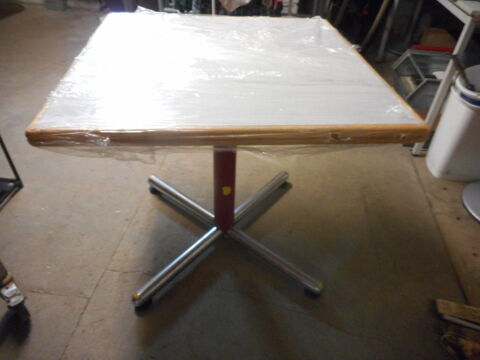 table resto carr 70 Fitz-James (60)