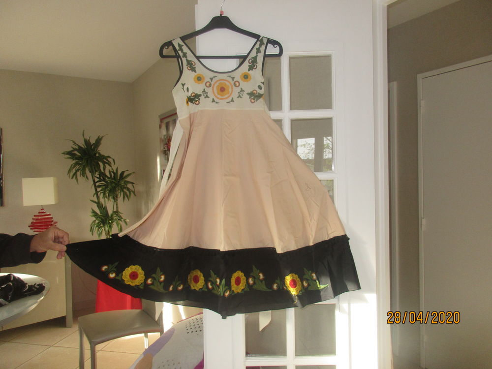 lot de v&ecirc;tements femmes Vêtements