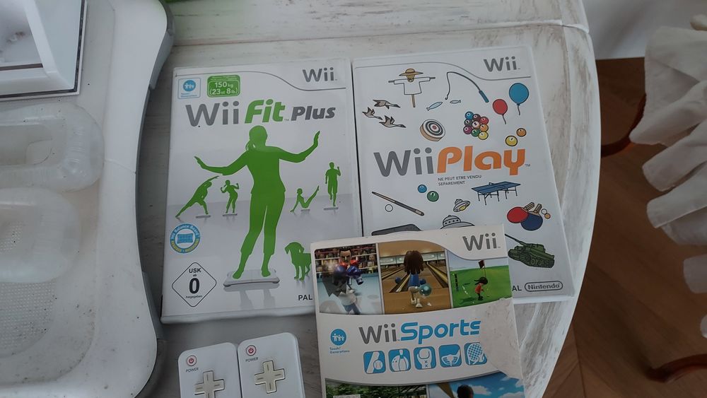 consol WII Consoles et jeux vidéos
