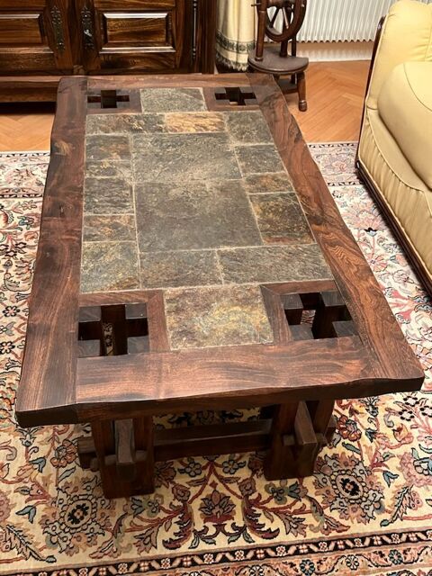 Table basse en bois plein et carreaux de pierre 200 Chazay-d'Azergues (69)