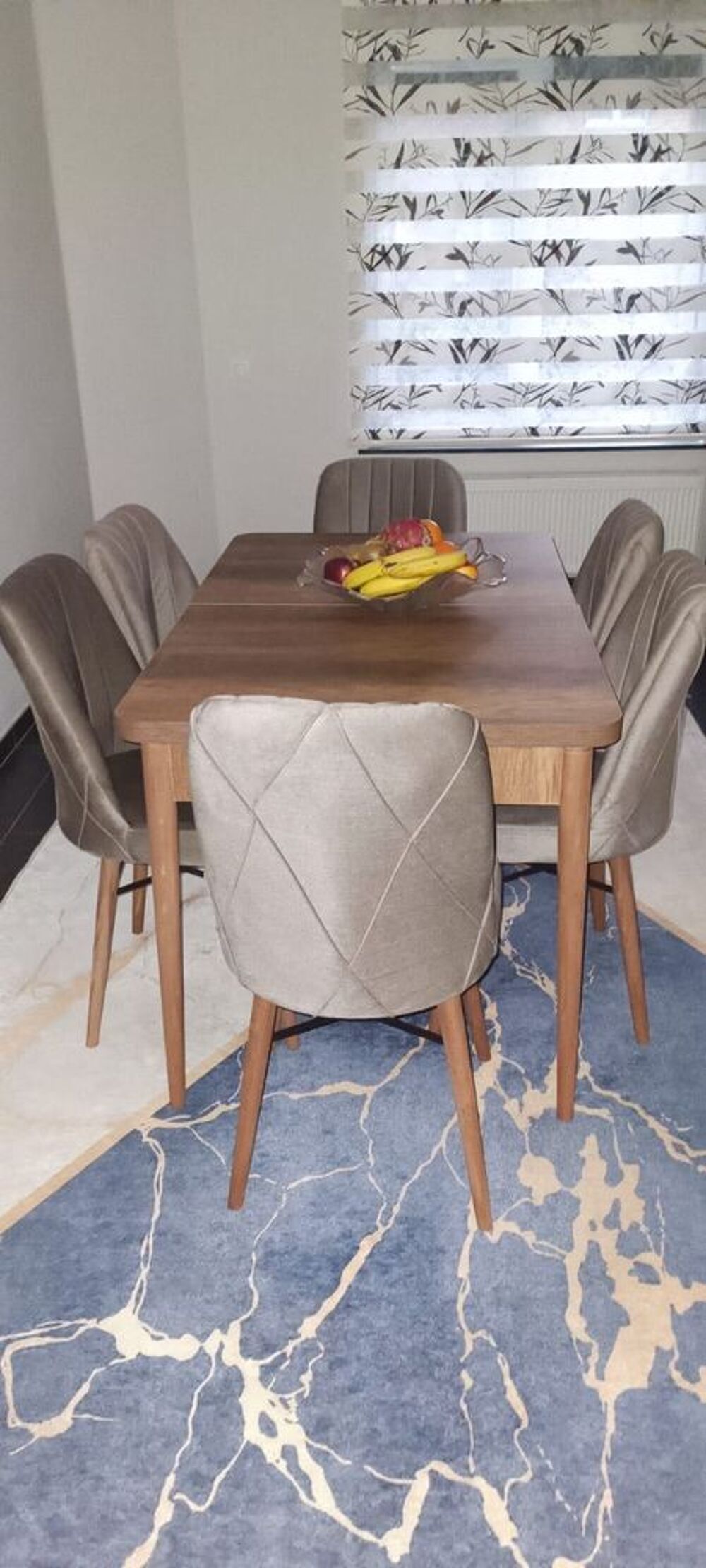 Prix choc &eth;Ÿ'&yen;&eth;Ÿ'&yen; La nouvelle table &agrave; manger extensible avec 6 chaises seulement &agrave; 350 euros !!! Les dimensions de la table sont Meubles