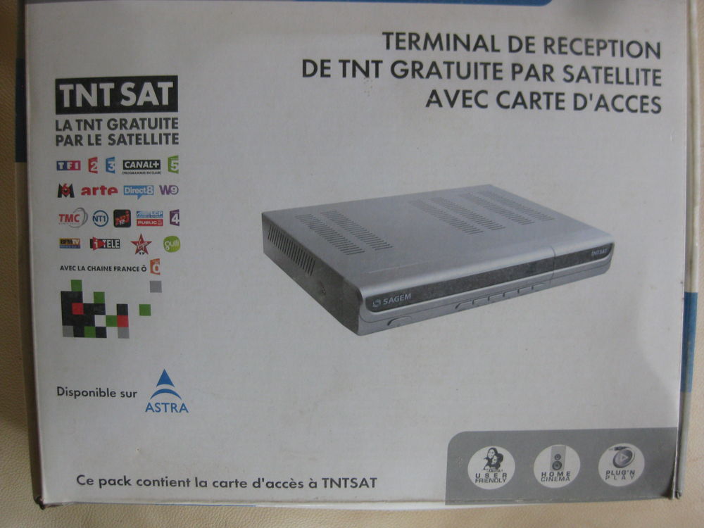 Parabole TV dia 61cm + Pack terminal Sagem ISD74 Audio et hifi