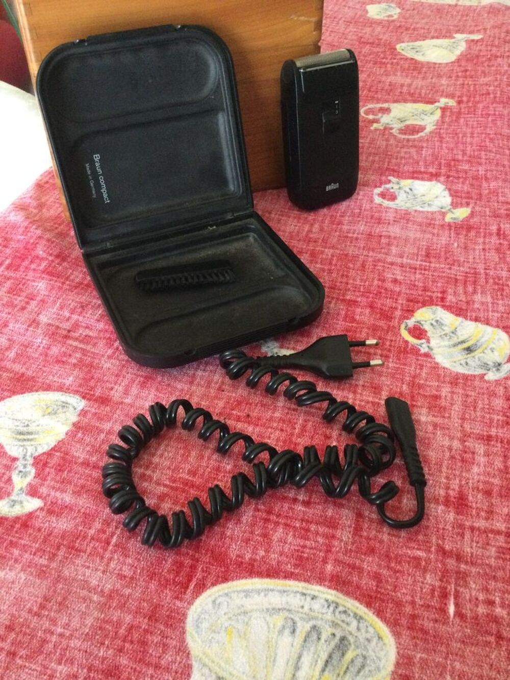 Rasoir &eacute;lectrique BRAUN Compact Electroménager
