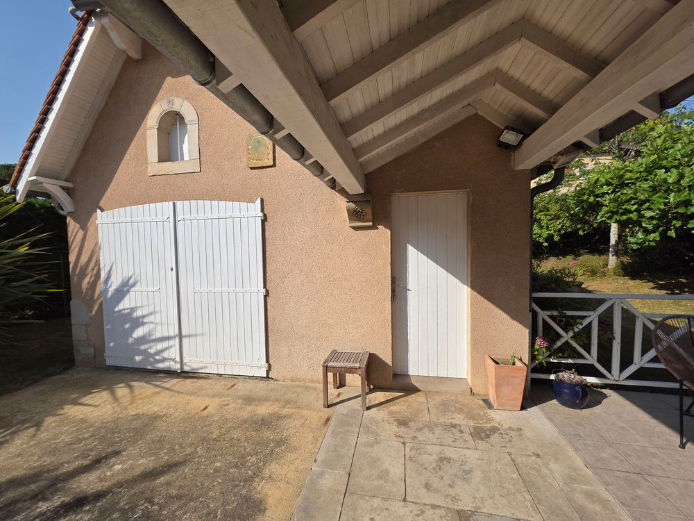 Vente Villa Maison de charme sur terrain arboré Gan