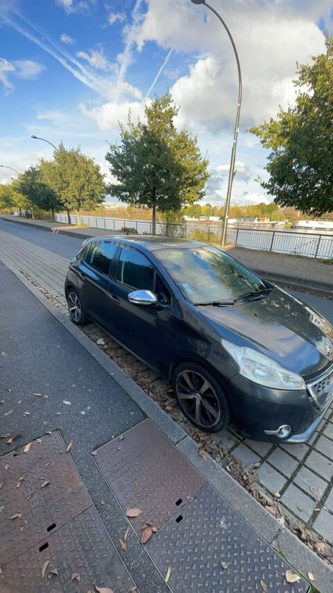 Peugeot 208 1.4 e-HDi 68ch FAP BMP5 BLUE LION Active