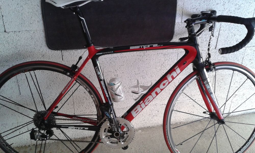 cadre v&eacute;lo route Bianchi carbone Vélos