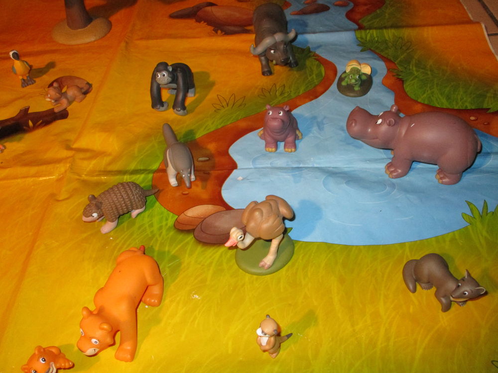 TAPIS DECOR D ANIMAUX Jeux / jouets