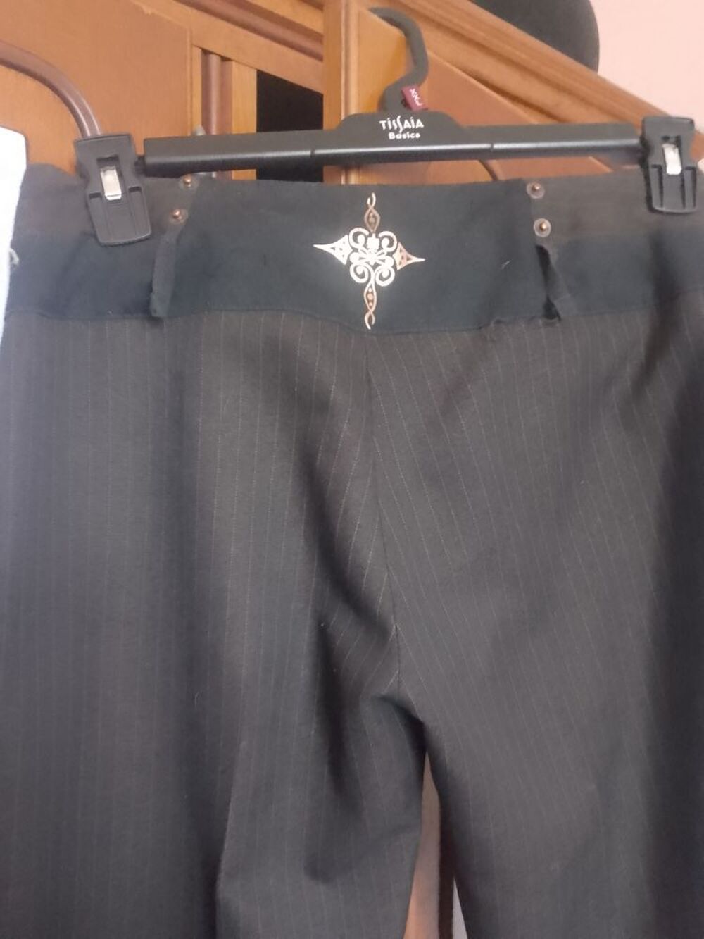 V&ecirc;tements femme 38/42, chaussures 38, 39, accessoires... Vêtements