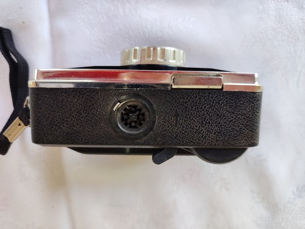 Appareil photo KODAK Instamatic 155x
Photos/Video/TV