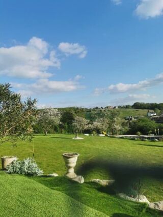  Proprit/chteau  vendre 6 pices 220 m