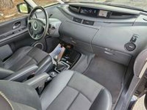 Espace 2.0 dCi 130 FAP Zen 2013 occasion 34690 Fabr&egrave;gues