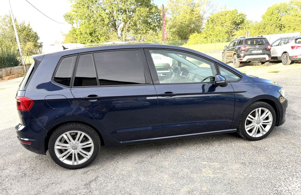 Golf Sportsvan 1.6 TDI 110 FAP BlueMotion Technology Confortline 2016 occasion 12000 Rodez