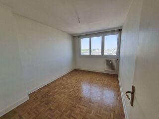  Appartement � vendre 4 pi�ces 84 m�