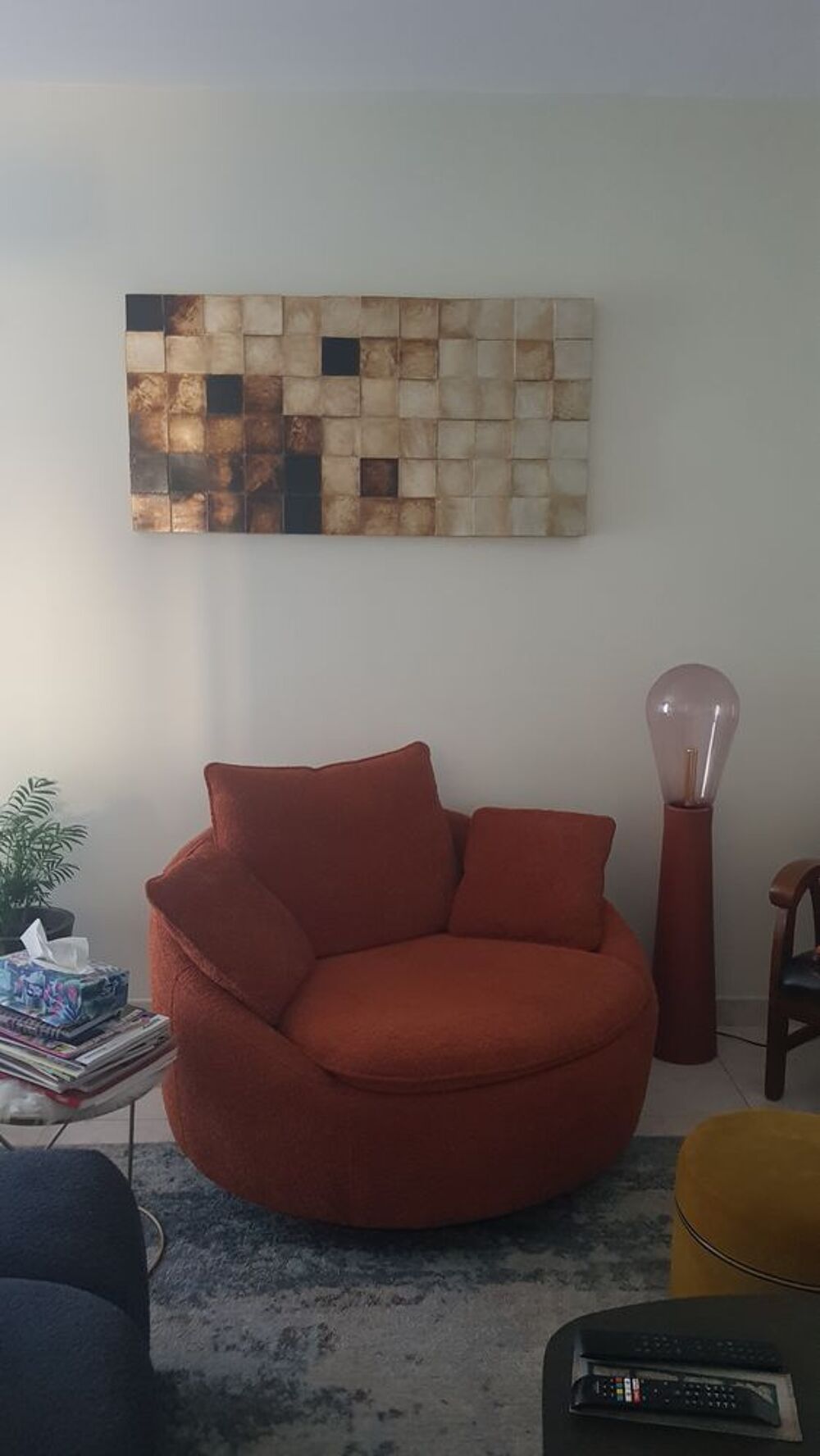 Magnifique fauteuil de la Maison XXL en parfait &eacute;tat Meubles