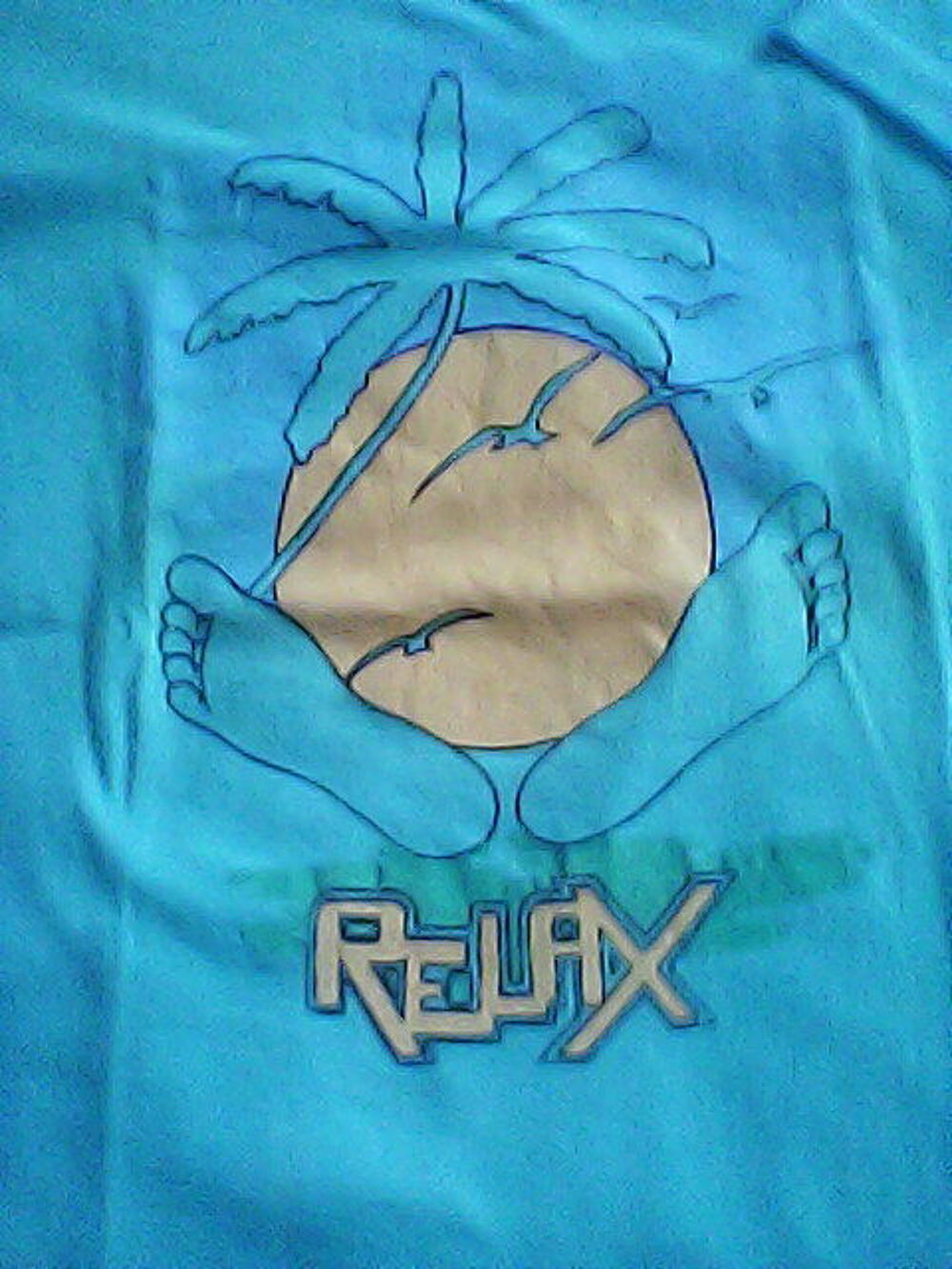Tee shirt neuf, Vêtements